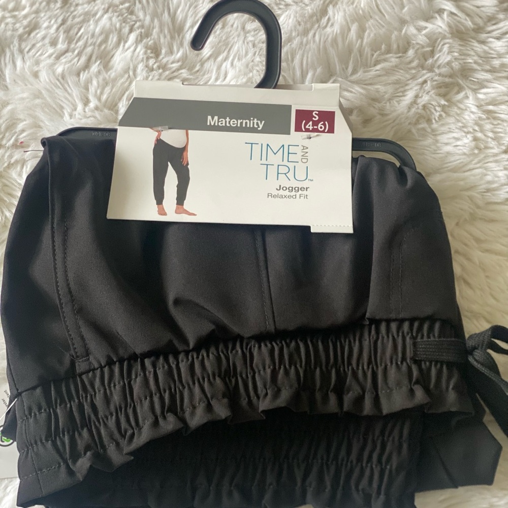 Maternity pants size 4-6